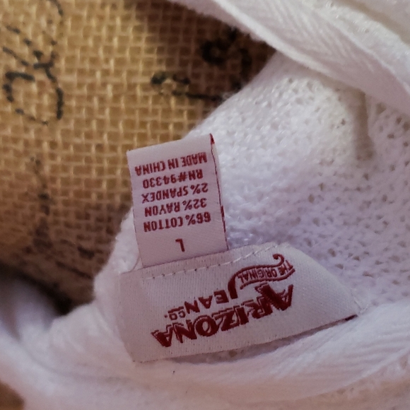 Beach white cover up by Arizona jean company size large - Picture 8 of 8